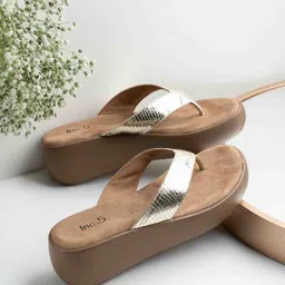 Inc 5 Women Solid Wedges Heel Sandals-image-7