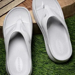 BERSACHE Men Open Toe Flats-16