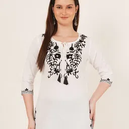 Brownverse Floral Embroidered V-Neck Thread Work Khadi Thread Work Kurti-image-1