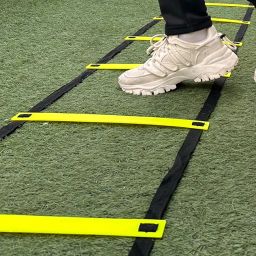 Vinson Agility Ladder For Speed & Agility Training, Expandable Design Up To 4M With 10 Precision Plastic Rungs, Ideal For Athletes And Fitness Enthusiasts. - Black image 3
