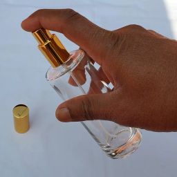 Pure Source India Refillable Perfume Glass Bottles with Spray Pump for Perfume Essential Oils Aromatic Water Blend 100 ML, Set of 2 Pcs, Clear image 2