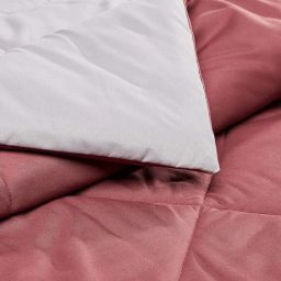 Amazon Basics Reversible Microfiber Comforter | Full/Queen Size | Lightweight & Soft | Pack of 1 (Red & Burgundy) image 2