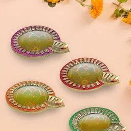 Metalsmith 4Pc Green & Red Textured Diyas-17