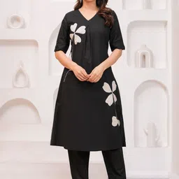 FASHION CLOUD Women Floral Printed Regular Pure Cotton Kurta with Trousers-picture-3