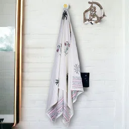 Texstylers Pink & White 1 Printed Cotton 300 GSM Bath Towel-picture-21