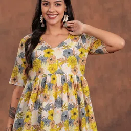 Zenava by Myntra Women Floral Print V Neck Cotton Empire Top-picture-28