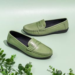 Inc 5 Womens Green Casual Square toe Loafers-42