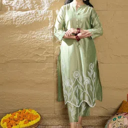 Indo Era Women Floral Embroidered Regular Thread Work Kurta with Trousers-18