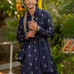 Shasak Ethnic Motifs Embroidered Thread Work Mandarin Collar Sequinned Straight Kurta-image-59
