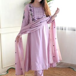 GRIOPY Women Floral Embroidered Kurta with Trousers & Dupatta-29