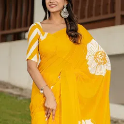 Anouk Rustic Floral Block Print Saree-21