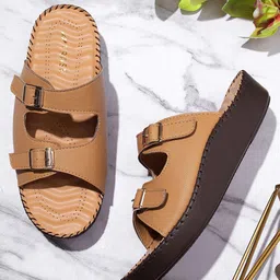 TRASE Comfort Sandals with Tassels-39