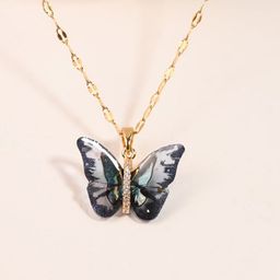 Estailo fashion Gold-Plated Stones-Studded Butterfly Shaped Pendant With Chain-image-89