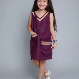 Pink Chick Girls V-Neck Sleeveless Cotton Shift Dress With Matching Sling & Bow Clip-image-83