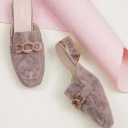 Sherrif Shoes Women Textured Block Heel Mules-18