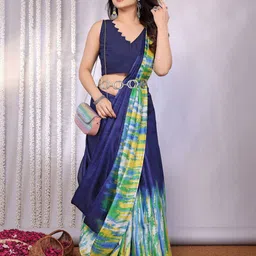 ROOP SUNDARI SAREES Abstract Printed Saree-image-2