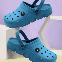 Svaar Men Self Design Clogs-picture-18