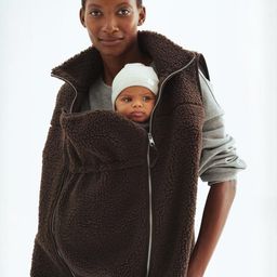 H&M Mama Before & After Babywearing Teddy Gilet-picture-42