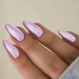 PRIVIU Set Of 12 Reusable Chromatic Nails With Application Kit image 1