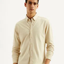 Levis Men Classic Slim Fit Solid Button-Down Collar Cotton Casual Shirt-picture-27