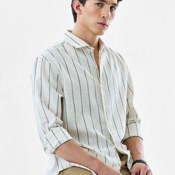 Snitch Men Vertical Striped Spread Collar Casual Shirt-image-90