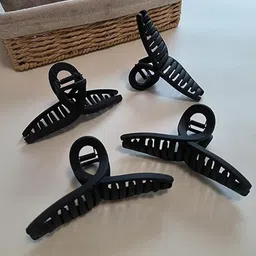 Xivir Women Set Of 4 Claw Clips-16