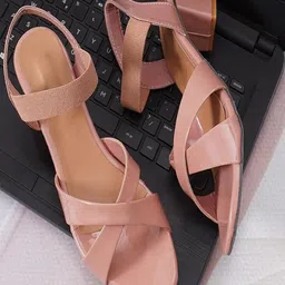 SKOLL Block Peep Toes-33