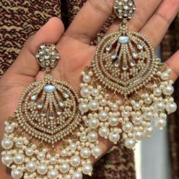 Brado Jewellery Contemporary Chandbalis Earrings-image-88