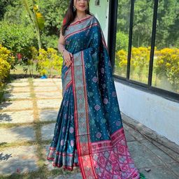 Mitera Teal & Red Ethnic Motifs Woven Design Zari Patola Saree-picture-11