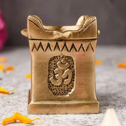 The Advitya Brass Tulsi Diya Handcrafted Oil Lamp-34