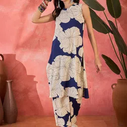 Sangria Women Floral Printed Kurta with Trousers-image-26