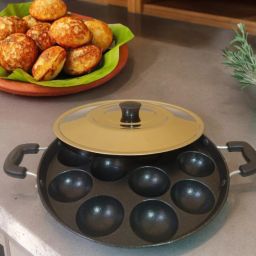 Appam Patra/Maker Hammer-Tone Coating Paniarakkal with Lid_80 Paniarakkal with Lid 1 L capacity 24 cm diameter-image-57