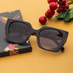 Ted Smith Unisex Grey Lens & Black Square Sunglasses with UV Protected Lens PASSION2_C2-52
