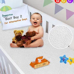 BeyBee Kids White & Beige 2 Pieces Cotton Waterproof & Anti-Dust Small Dry Sheet-picture-9