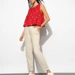 Women Yarn-Dyed Loose Fit Round-Neck Top-image-1