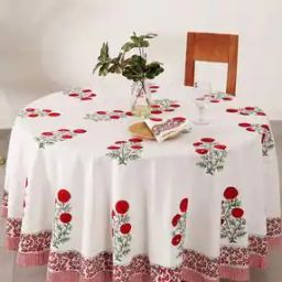 Floral Print 6-Seater Table Cover with Napkins-37