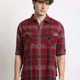 Men Checked Relaxed Fit Shirt with Flip Pocket-picture-15