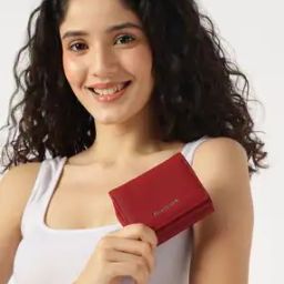 Women Bi-Fold Wallet with Logo Accent -3