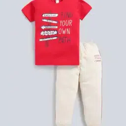 Boys Typographic Print Joggers & T-Shirt Set-picture-43
