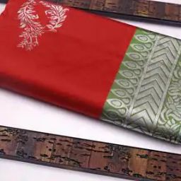 Women Kanjeevaram Silk Saree-image-39