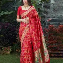 Women Kanjeevaram Silk Saree with Woven Motifs-image-21
