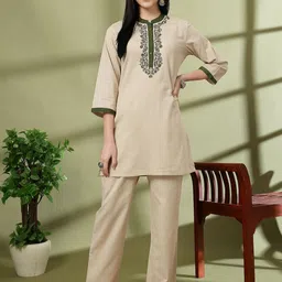 Nayam By Lakshita Floral Yoke Design Mandarin Collar Thread Work Straight Kurti & Trouser-picture-14