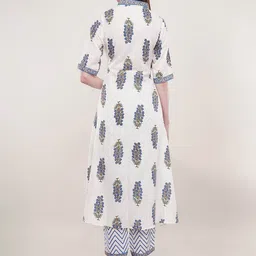 7Threads Ethnic Motifs Printed Mandarin Collar A-Line Kurta With Trousers & Dupatta image 5