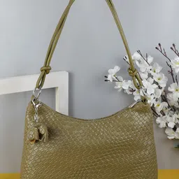 Mochi Oversized Structured Handheld Bag with Quilted-8