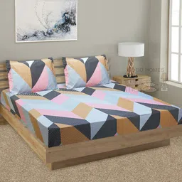 Good Homes by Home Candy Beige & Pink Geometric 144 TC King Bedsheet with 2 Pillow Covers-image-8