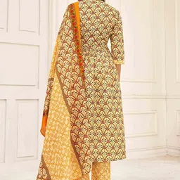 MOJILAA Women Floral Printed Regular Sequinned Kurta with Trousers & With Dupatta image 2