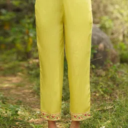 JAYPORE Women Printed Relaxed Trousers-image-61