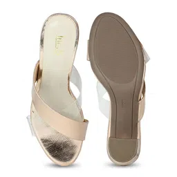 Inc 5 Textured Block Heel Sandals with Metallic Finish image 4