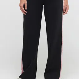 Hunnit Women Wave Style High Rise Relaxed Fit Solid Cotton Straight Fit Trouser Pants-picture-6