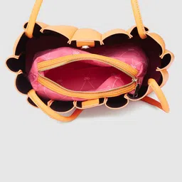Globus Textured Structured Shoulder Bag image 4